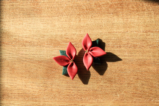 Poinsettia Studs