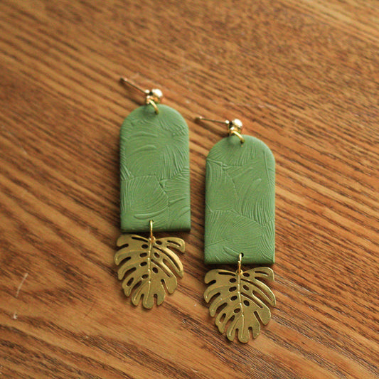 Brass Monstera Dangle